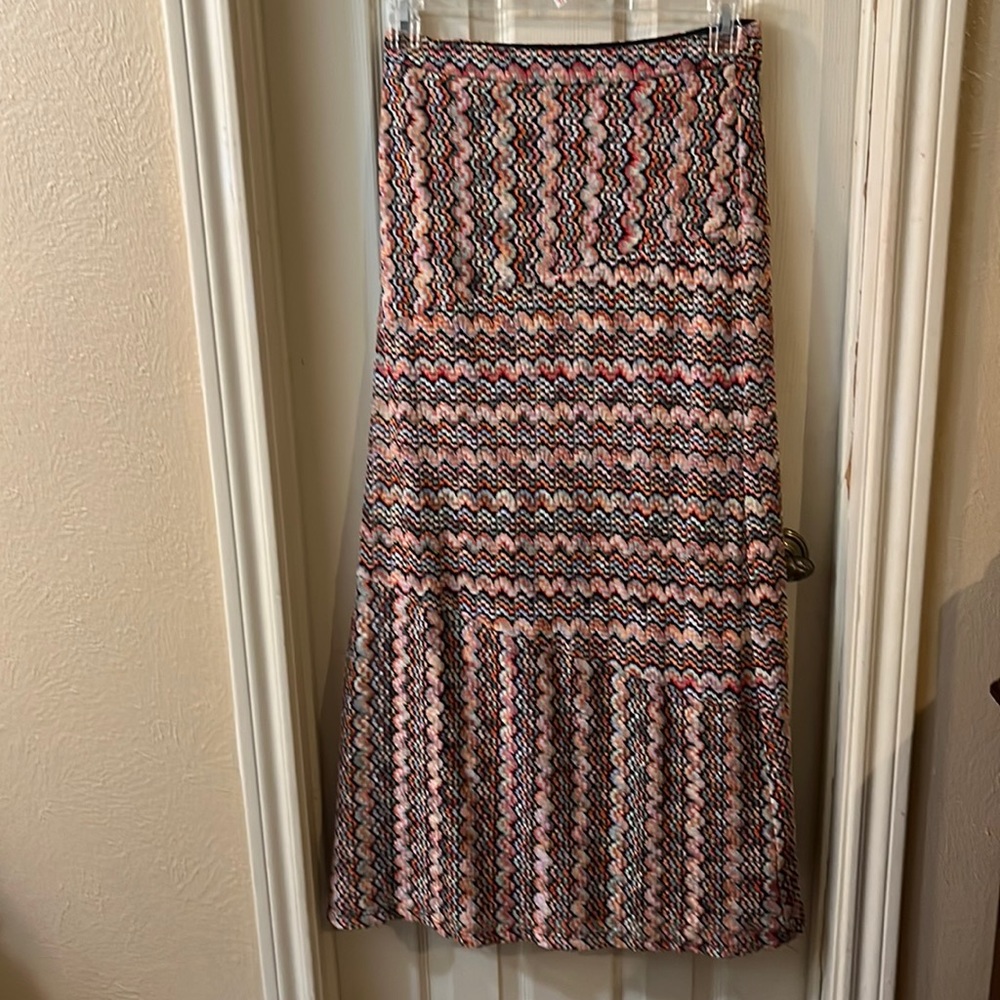 TRINA TURK SKIRT SIZE 4